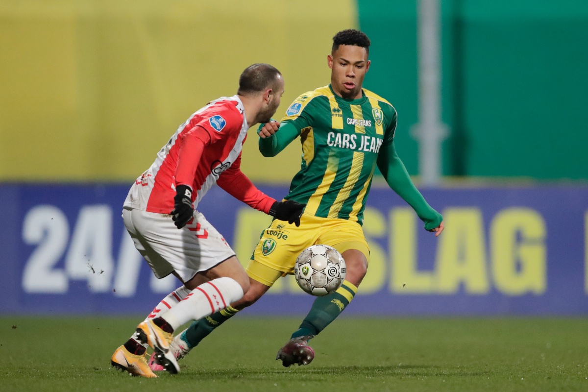 次冲击篮筐 次冲击篮筐