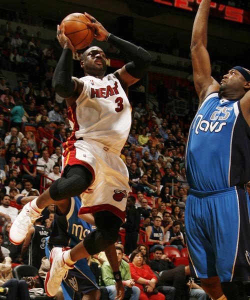 得到一名潜 得到一名潜