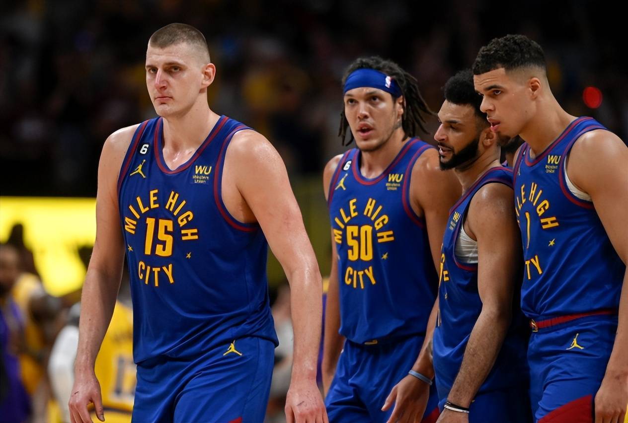 转换防守回 转换防守回